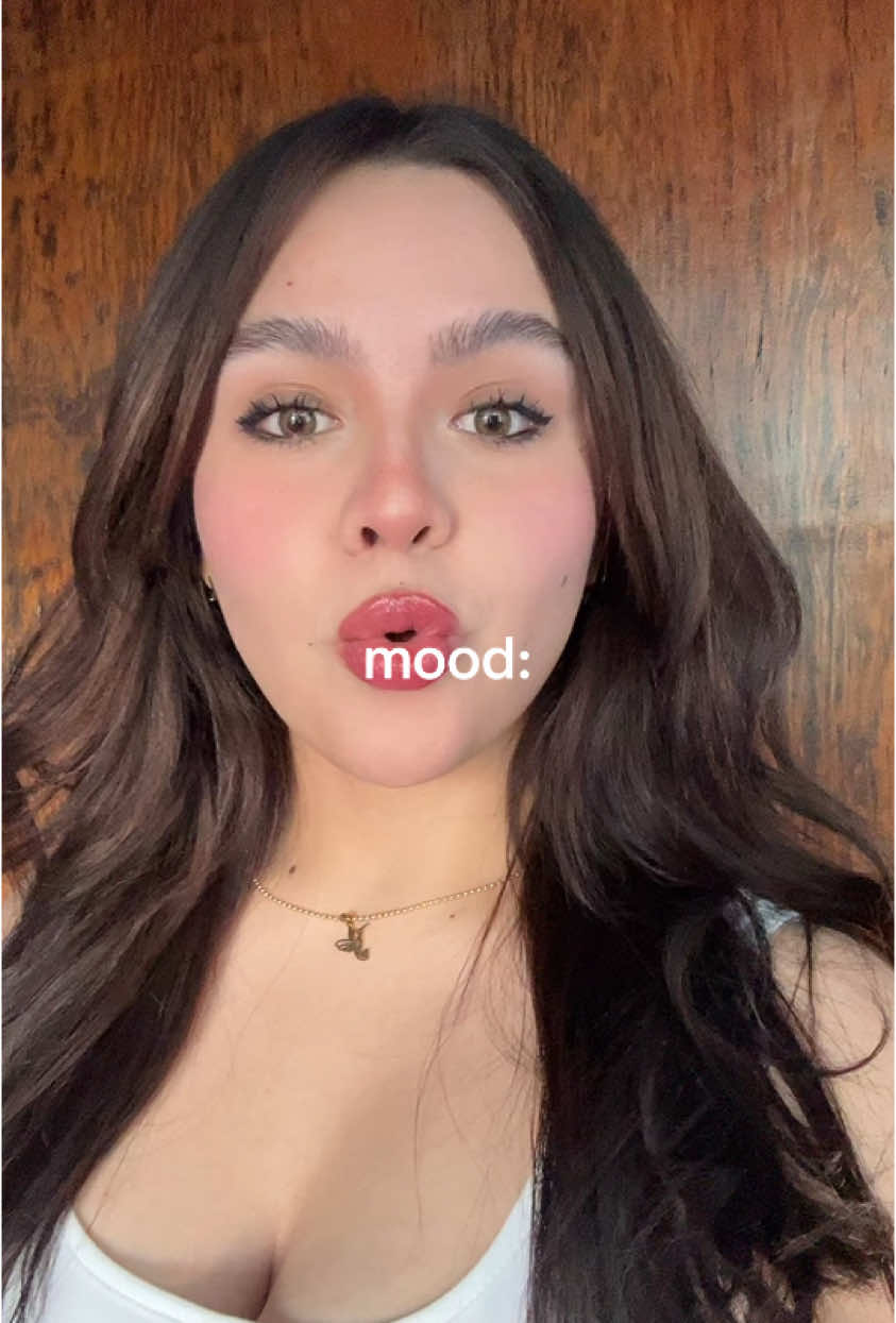 @𝐕𝐚𝐥 ✮