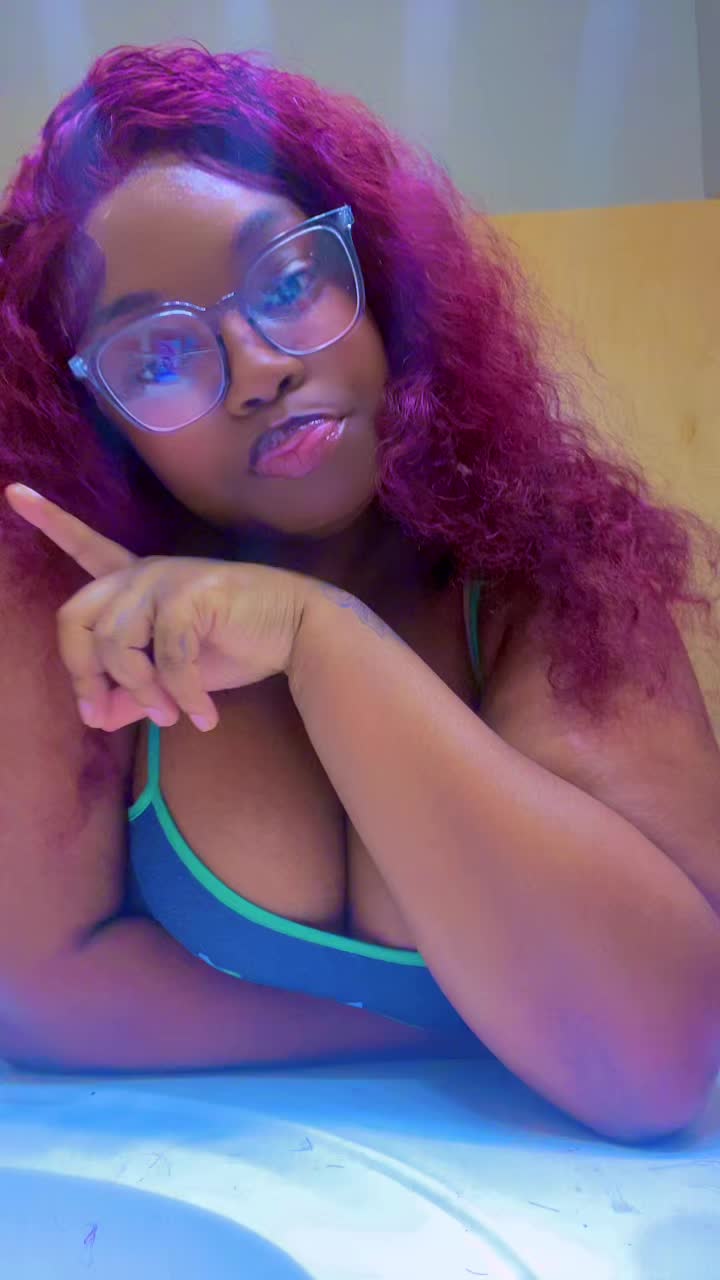 @{CallMe.Chyna}