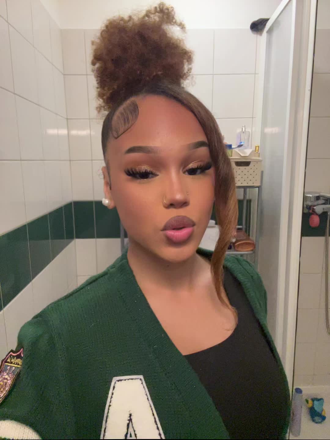 @𝐒𝐡𝐞𝐞𝐥𝐝𝐲🌸