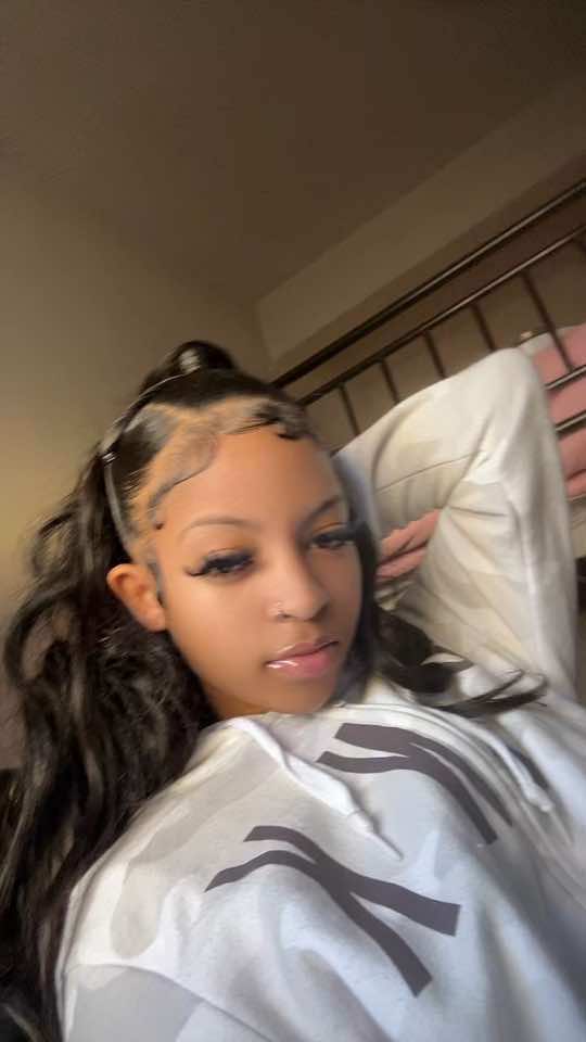 @thaonlyygirlyy