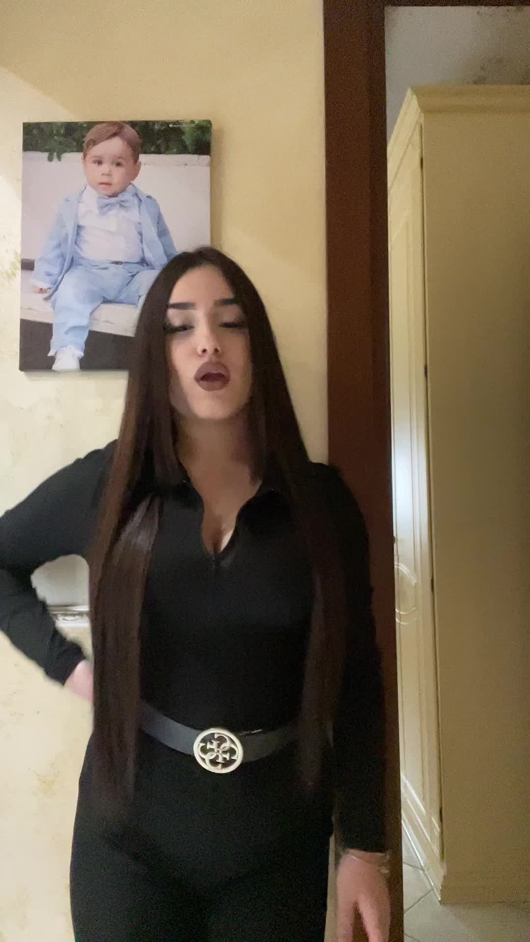 @Morena