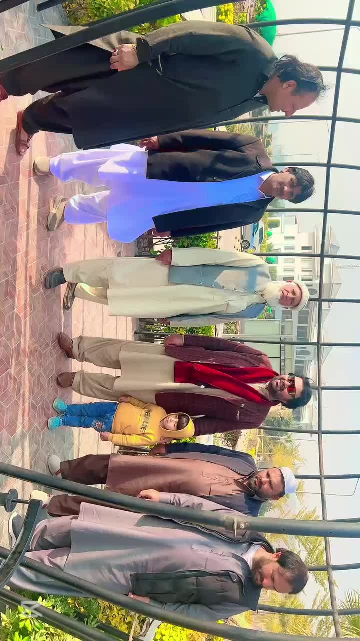 @🧡🤎💛Malak Namat Allah💙💜💚