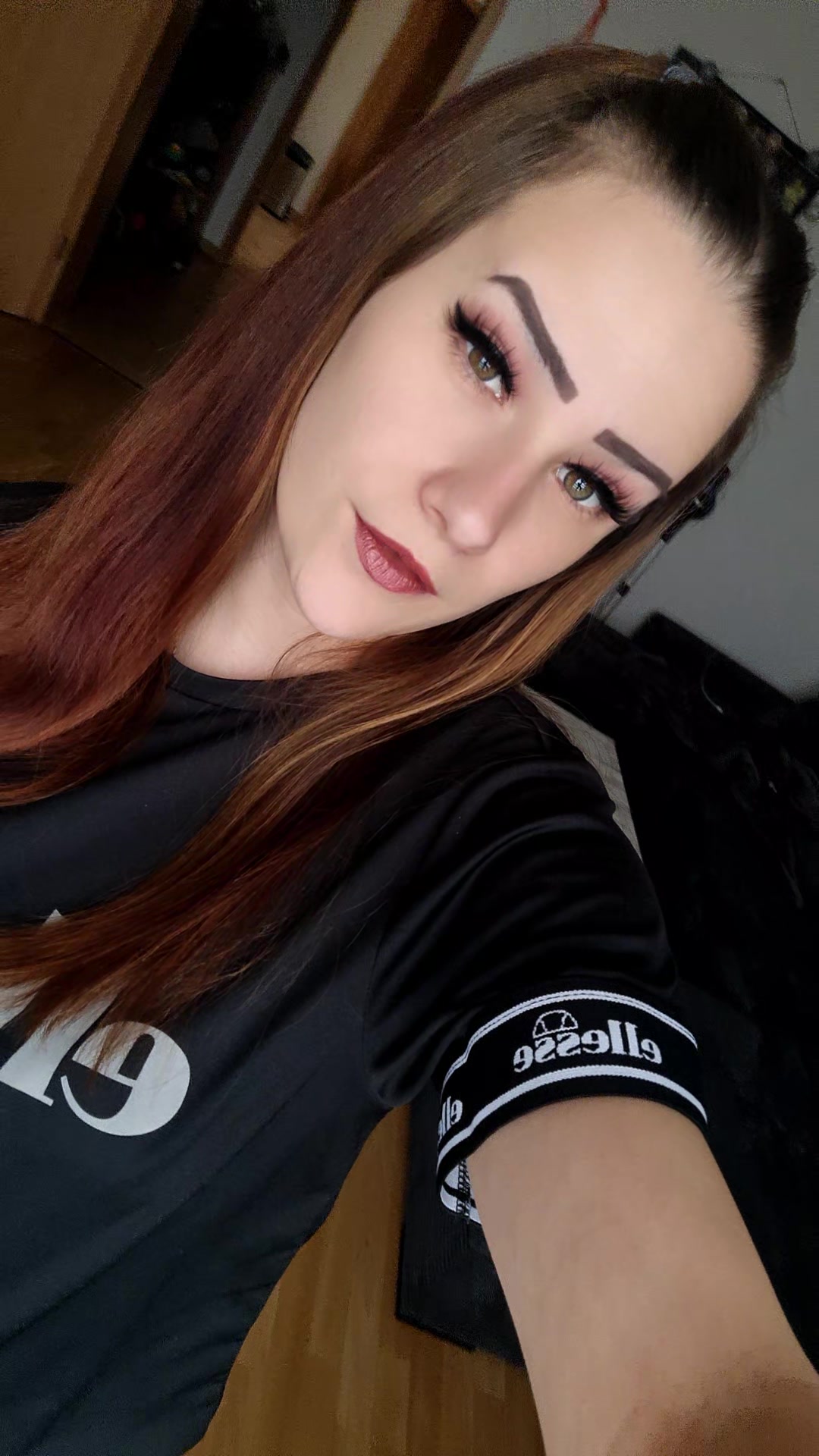 @Kiimii_x3