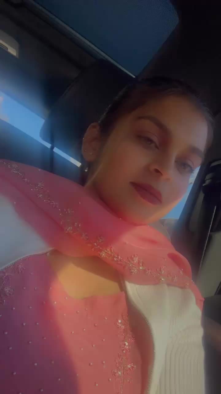 @komal_khaira97