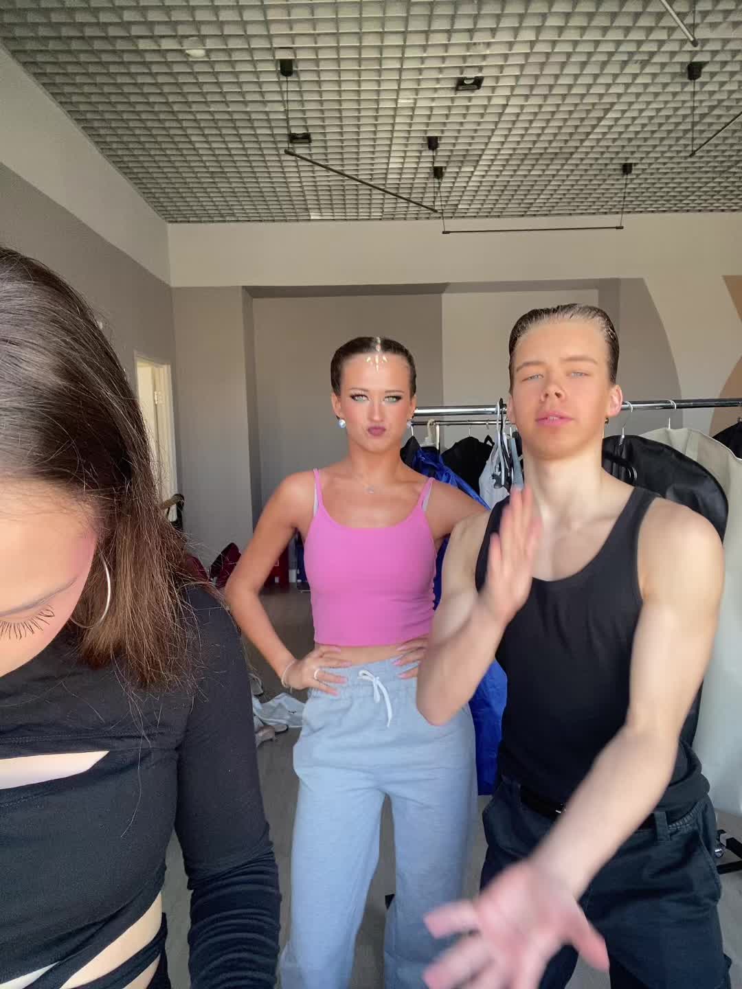 @аришка