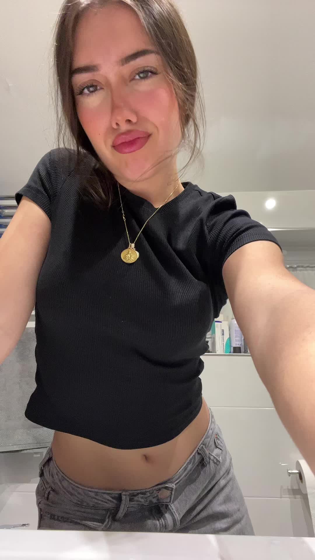 @anita