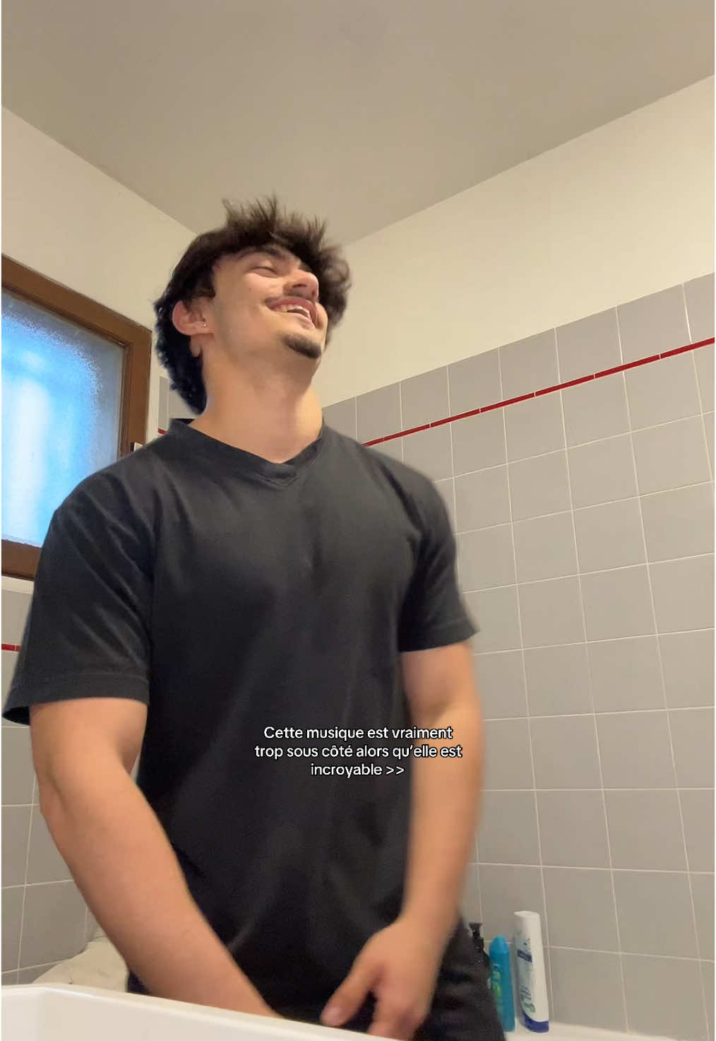 @HakimoRoberto 🇷🇪🇪🇸