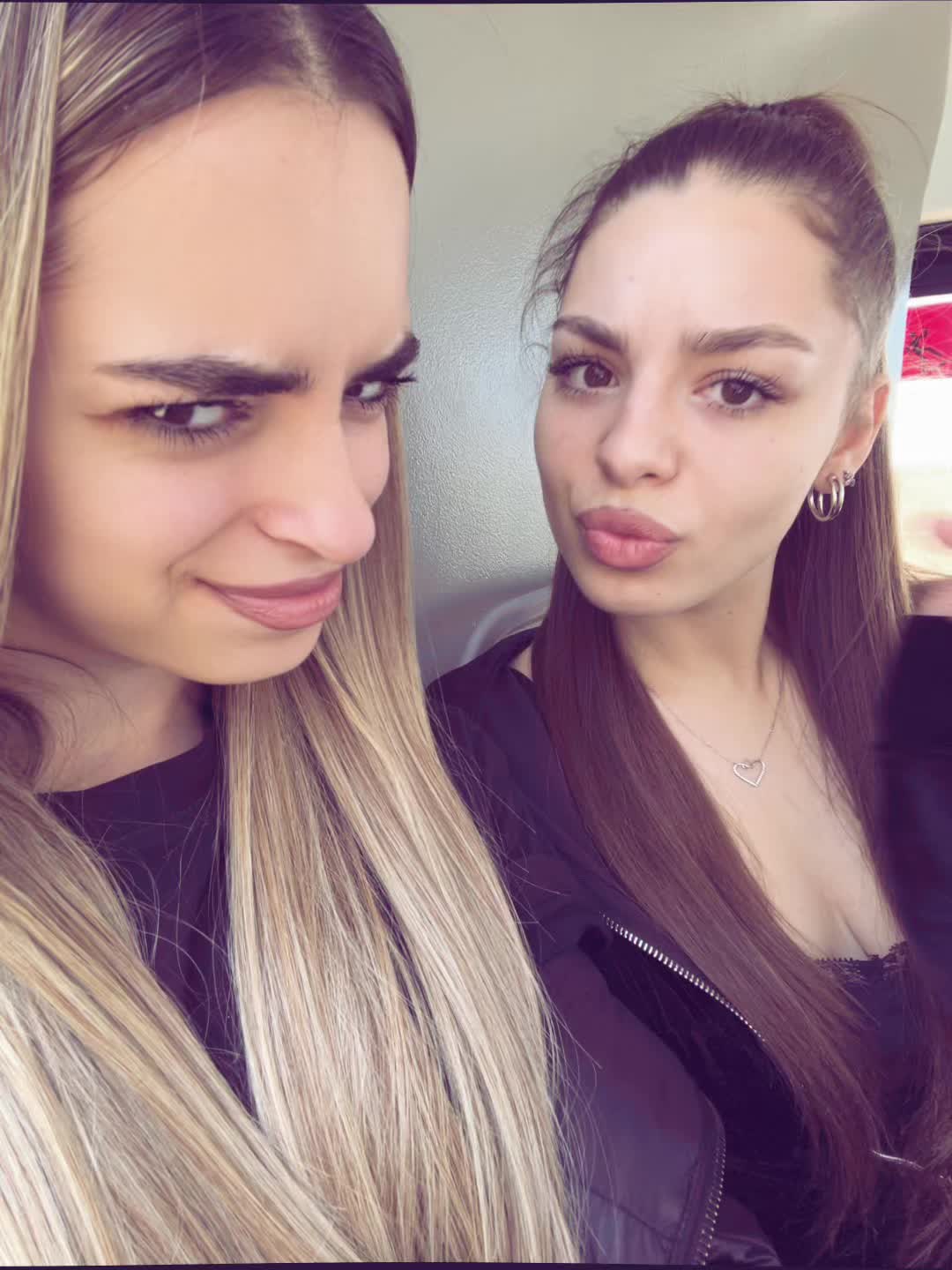 @једна плава друга гарава💜