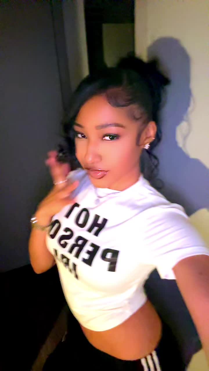 @hey.alyric