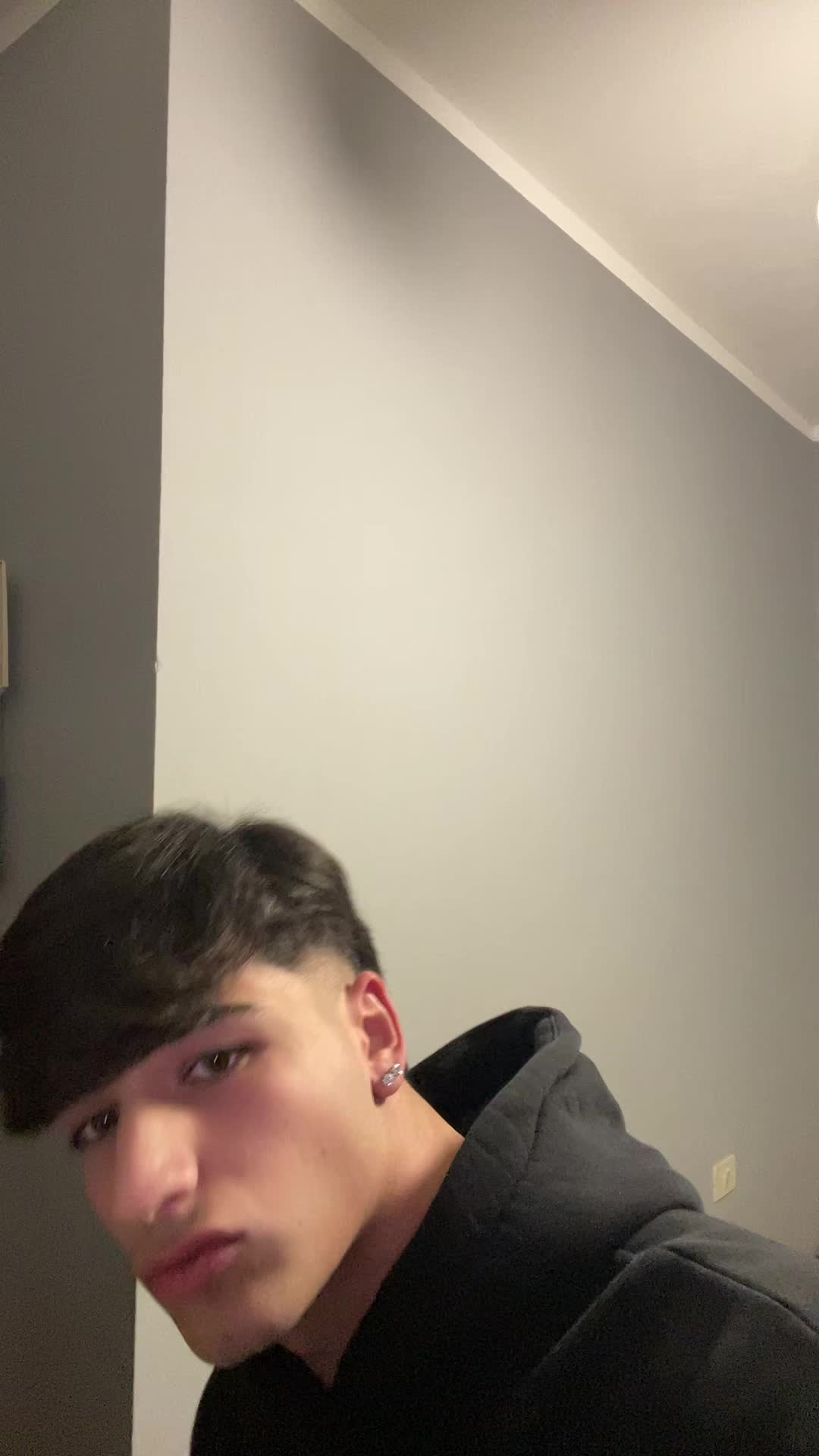 @ngiolett🏴