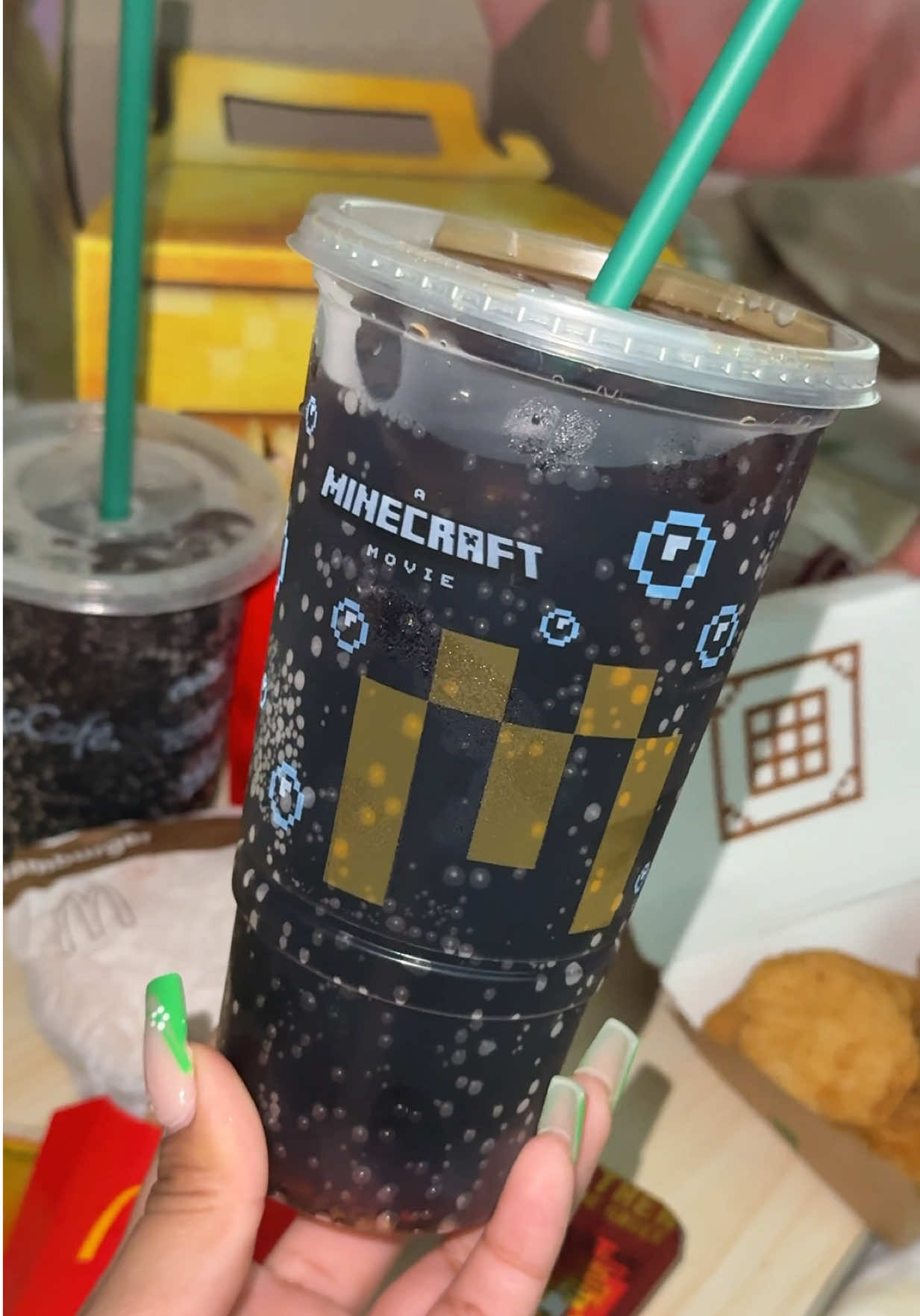 @B˚♡⋆｡