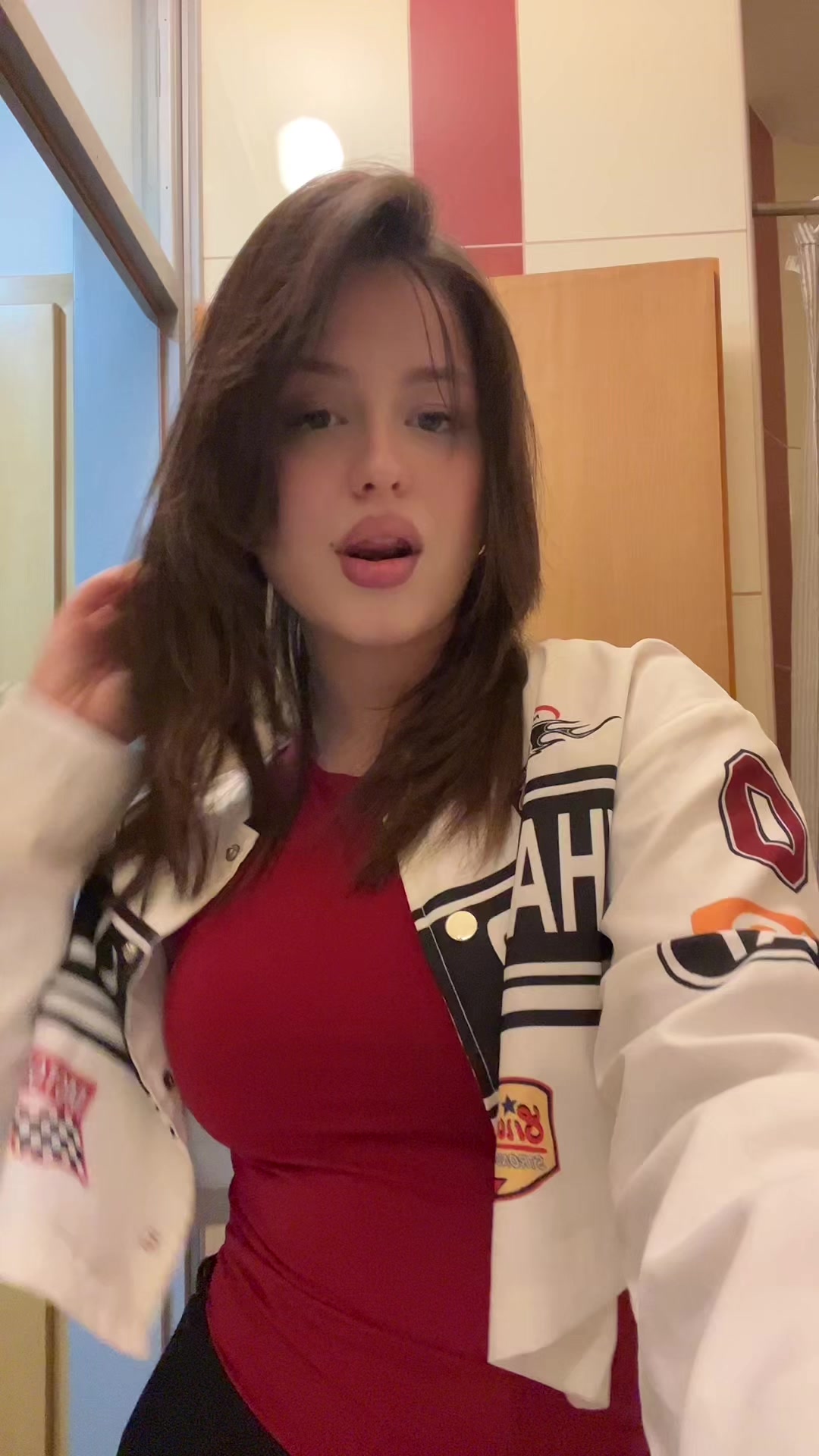 @Leonaa