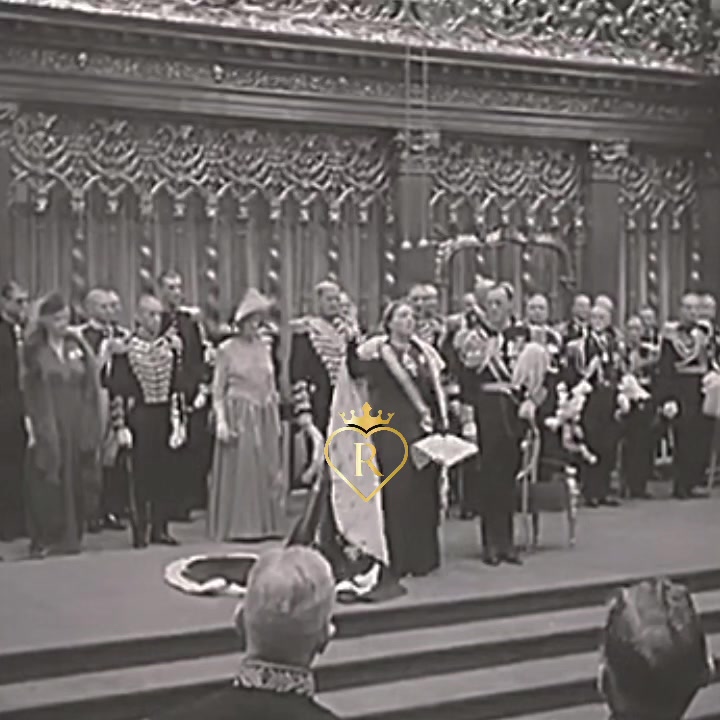 @𝑹𝒐𝒚𝒂𝒍 𝑶𝒇𝒇𝒄𝒊𝒂𝒍 🔱