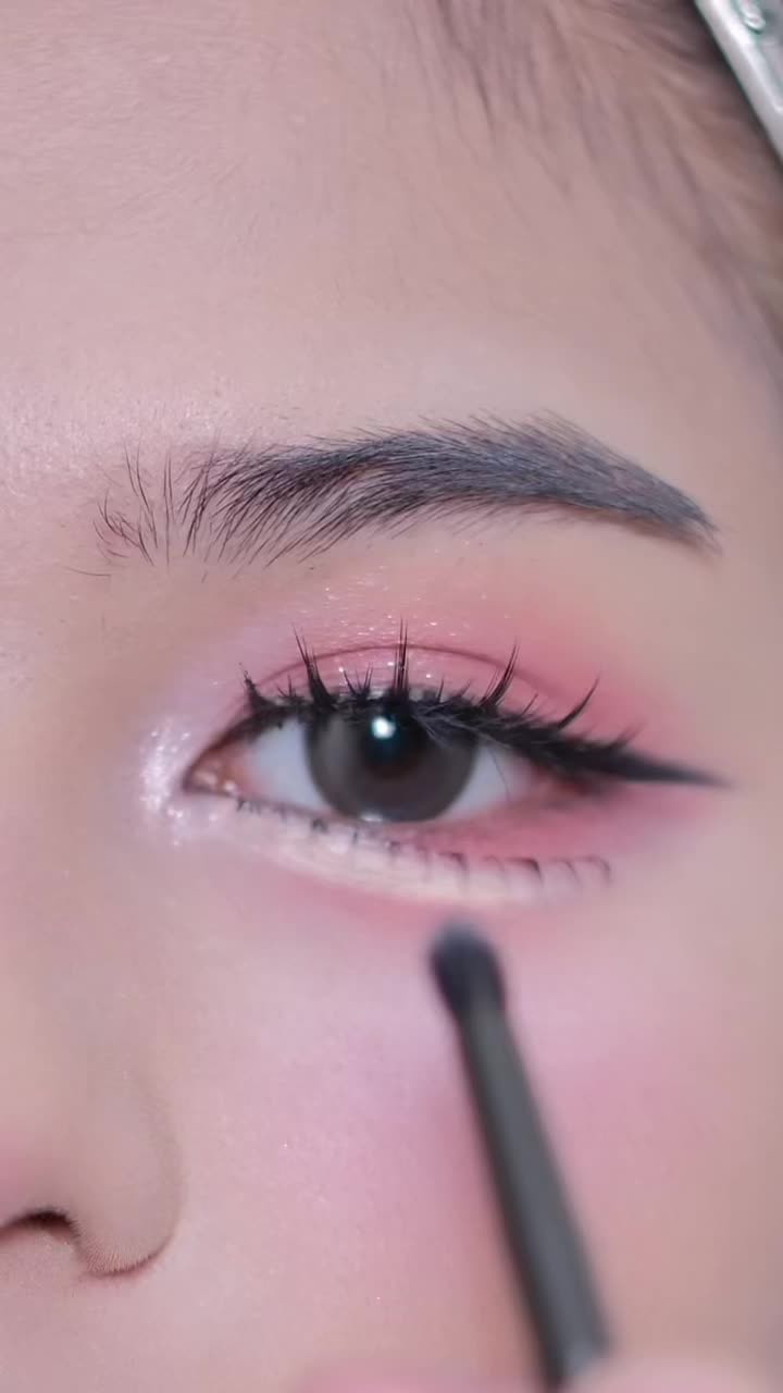 @JAMES_MAKEUPP