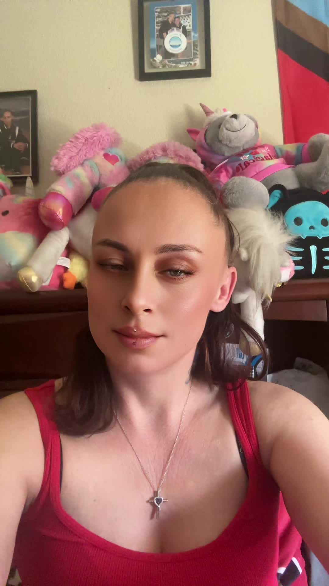 @Beautifullybroken🏳️&zwj;🌈