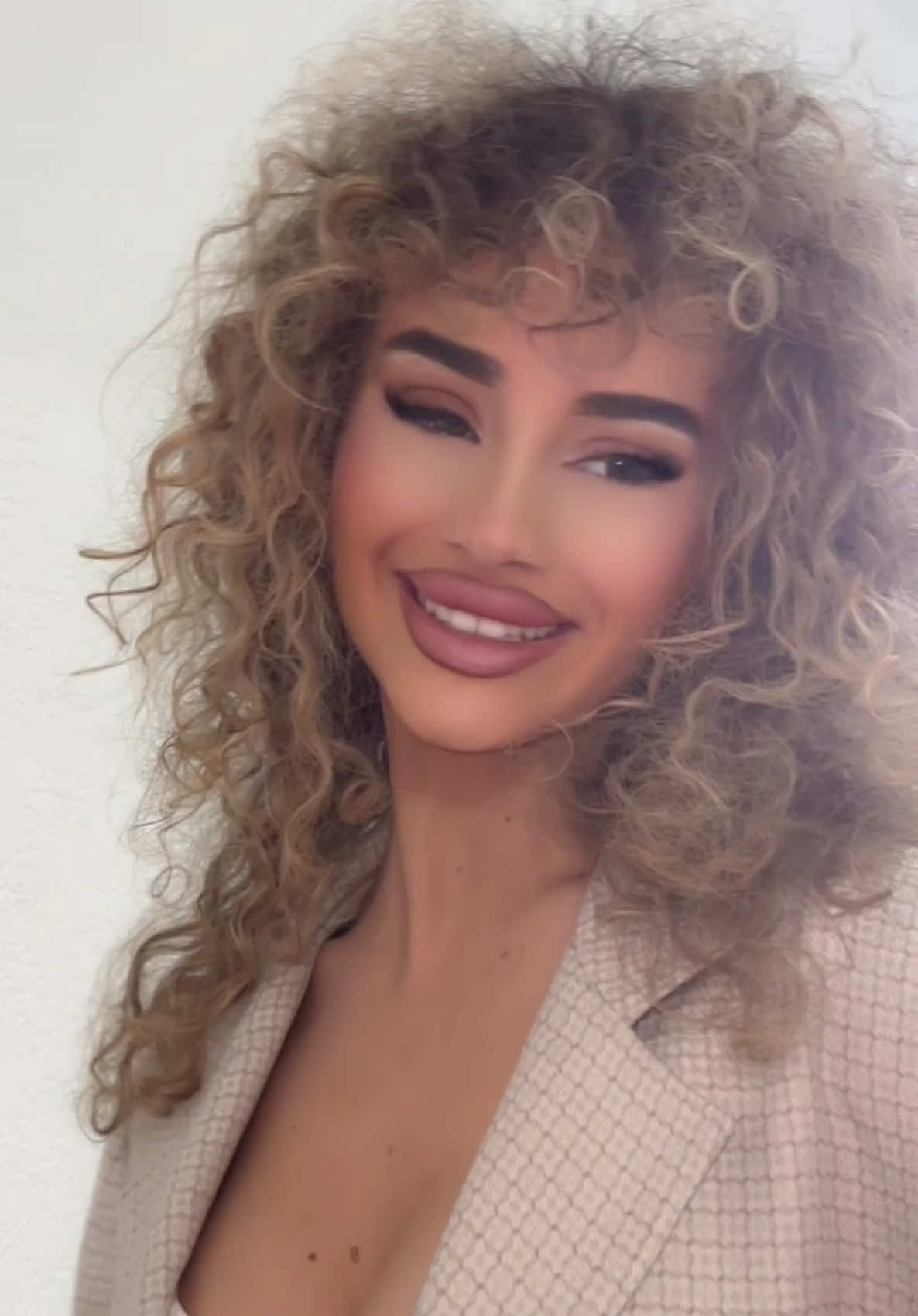 @Erlinda Bakolli
