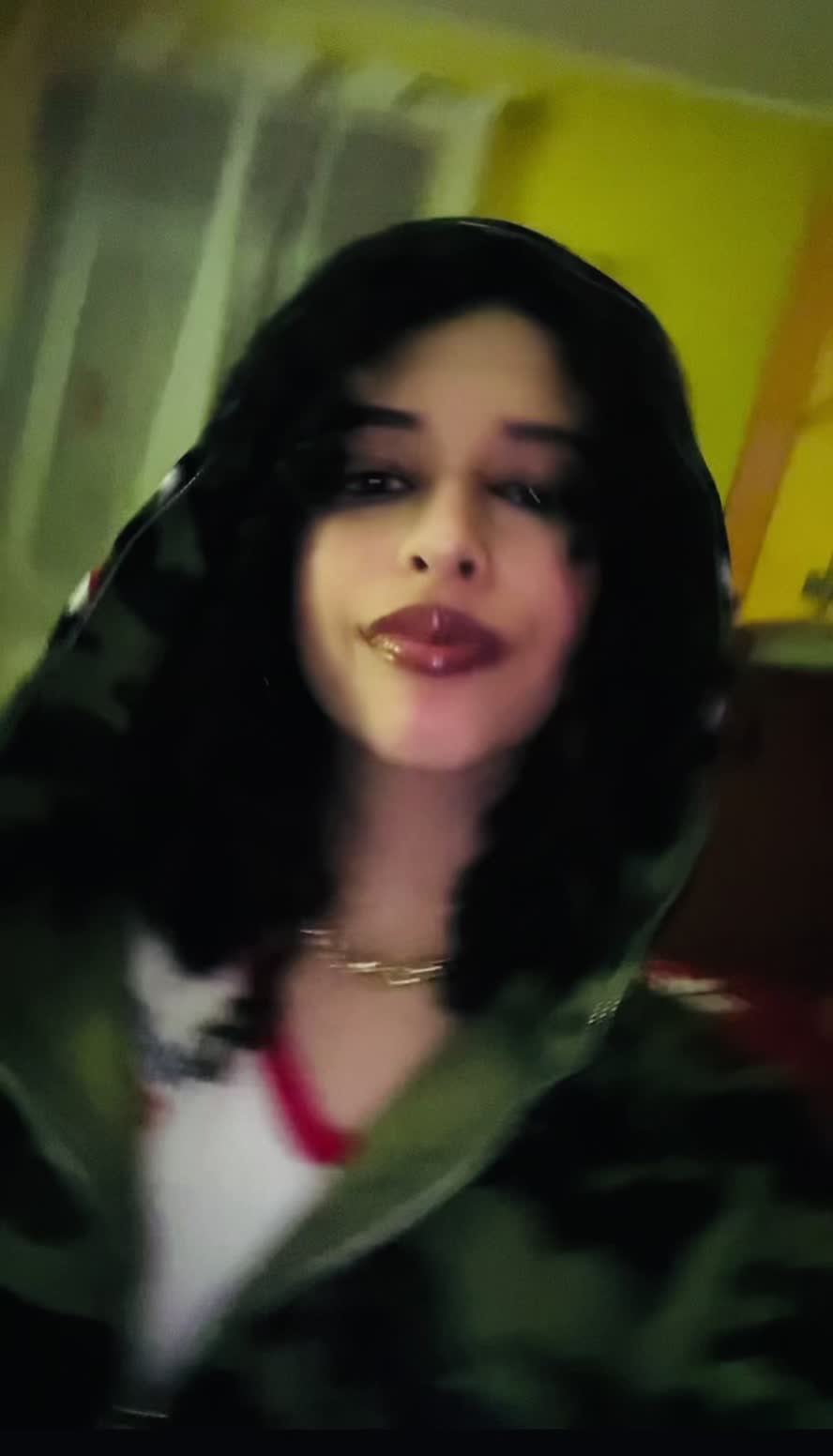 @chi&agrave;💗🦇📀🍷&clubs;️