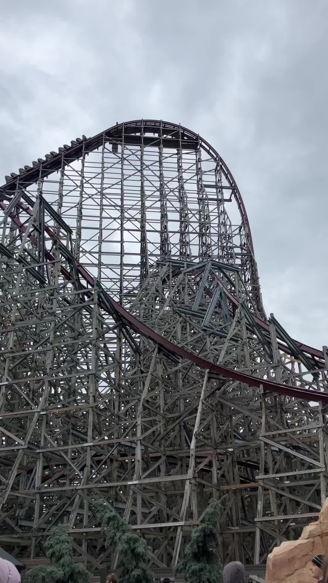 @cedarpoint_editz