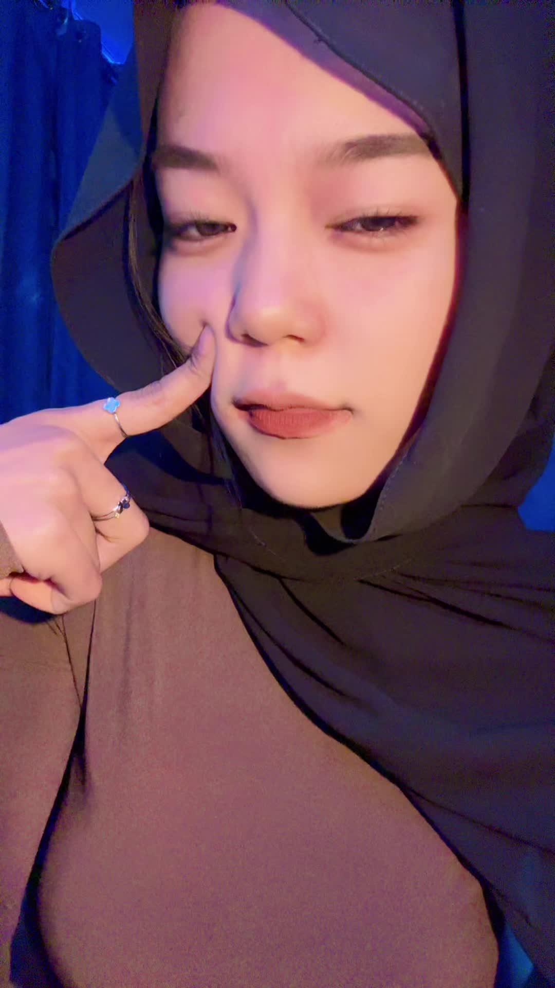 @Ayang