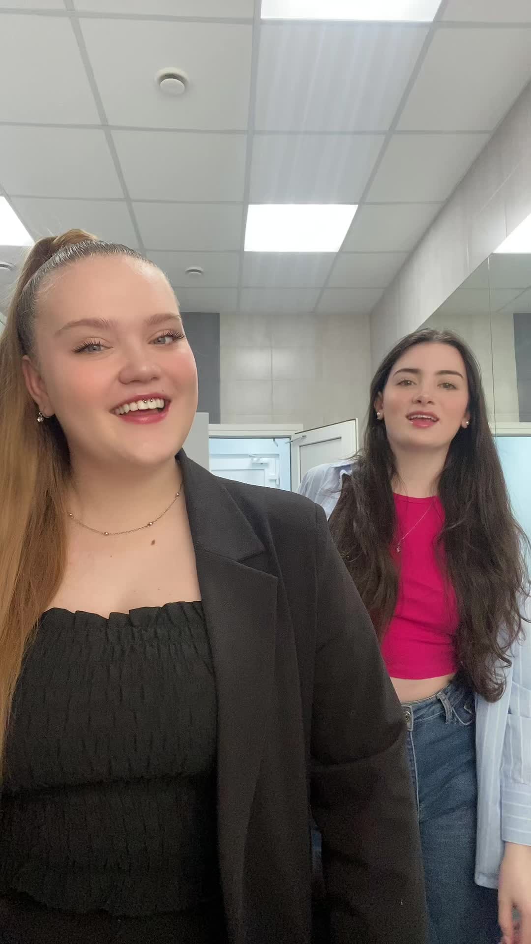 @лера