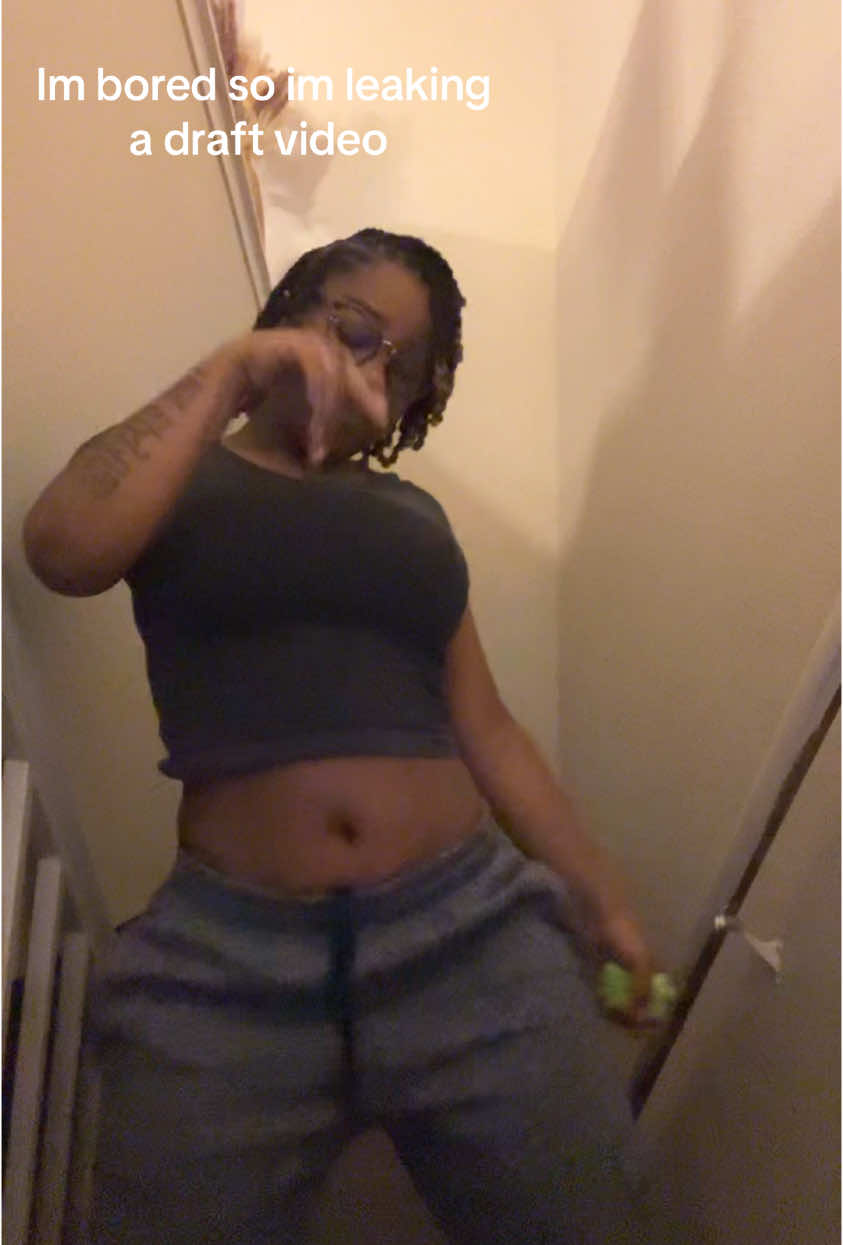 @khibibi