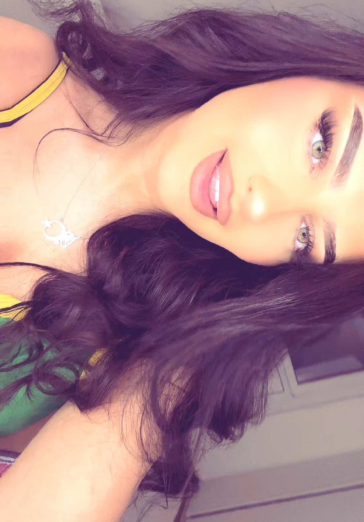 @𝒮