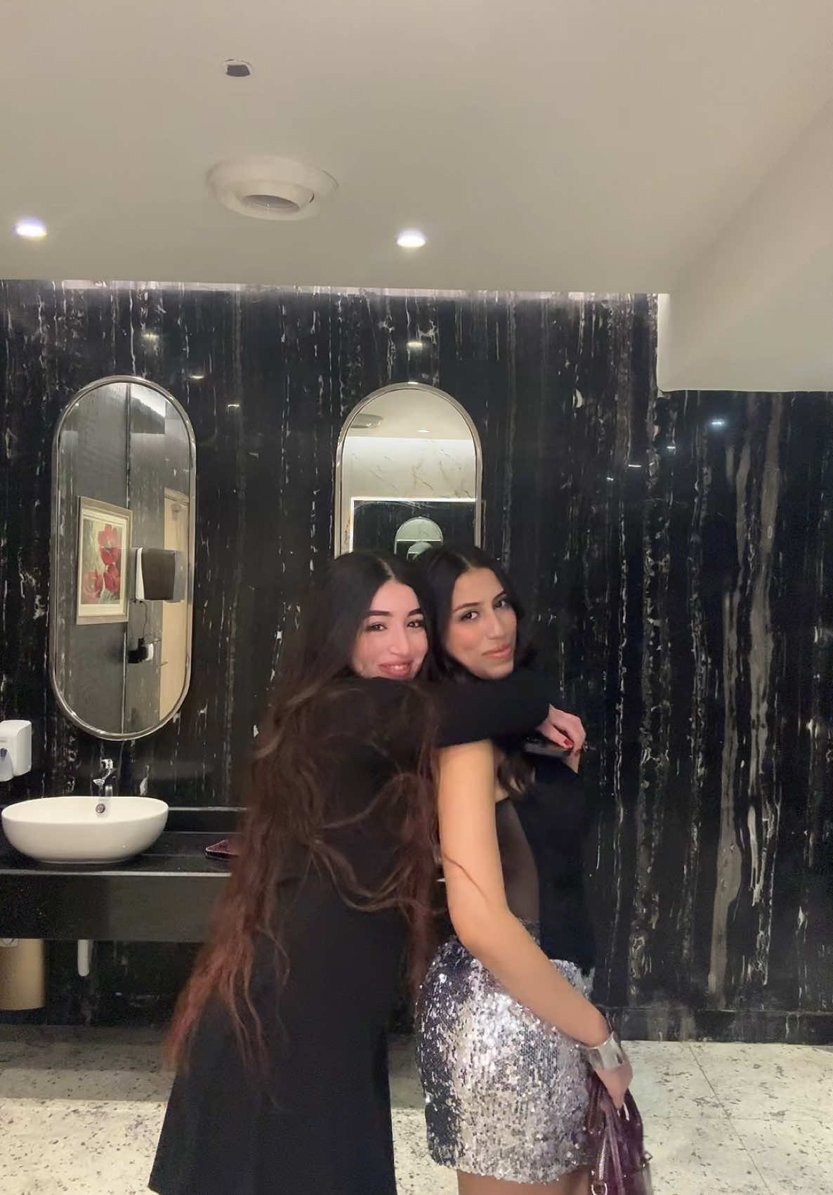 @Carine Mohamed