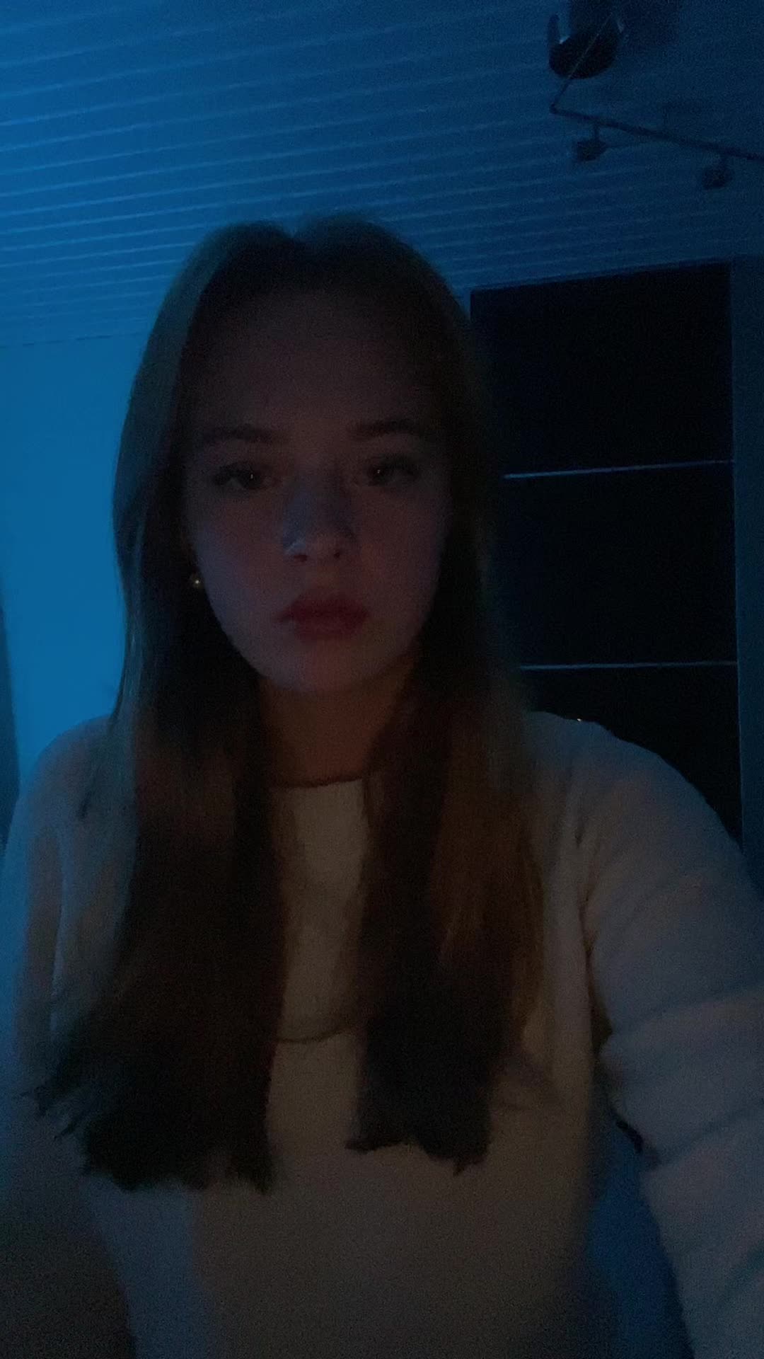 @Tindraaa