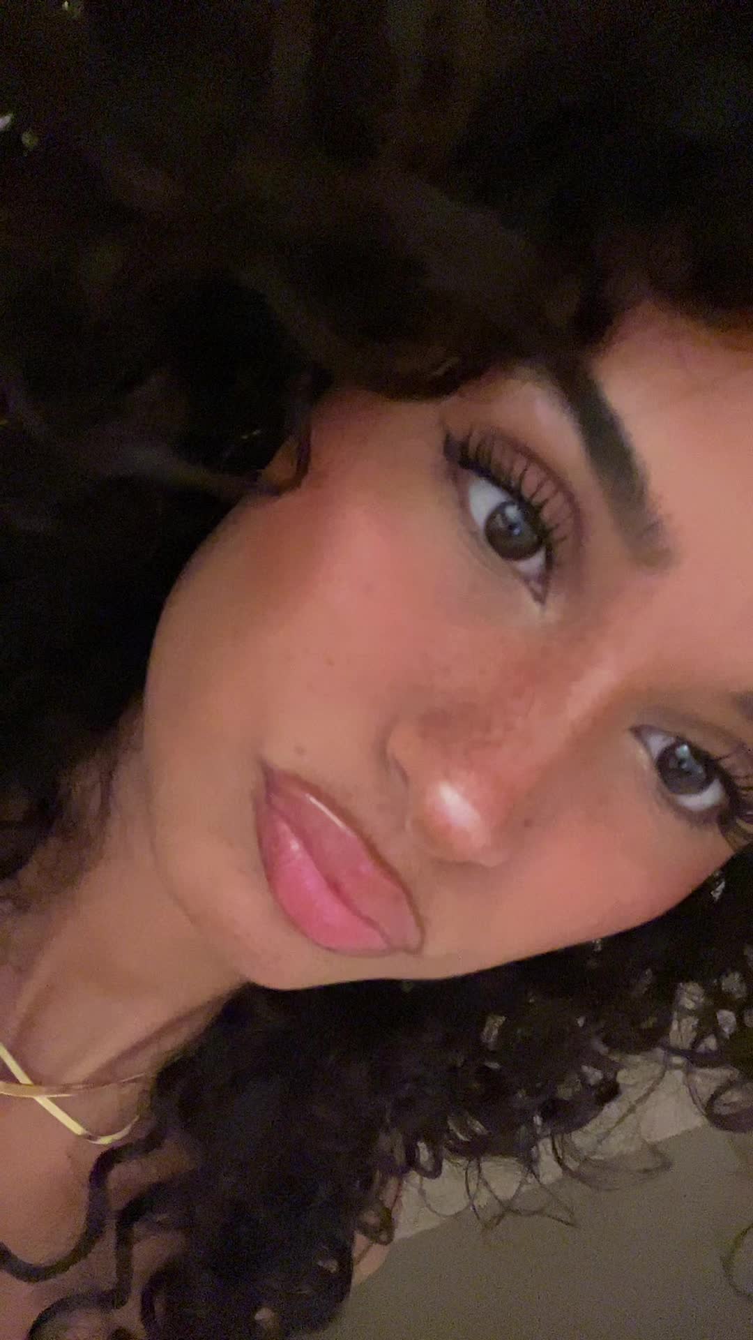 @Youssra