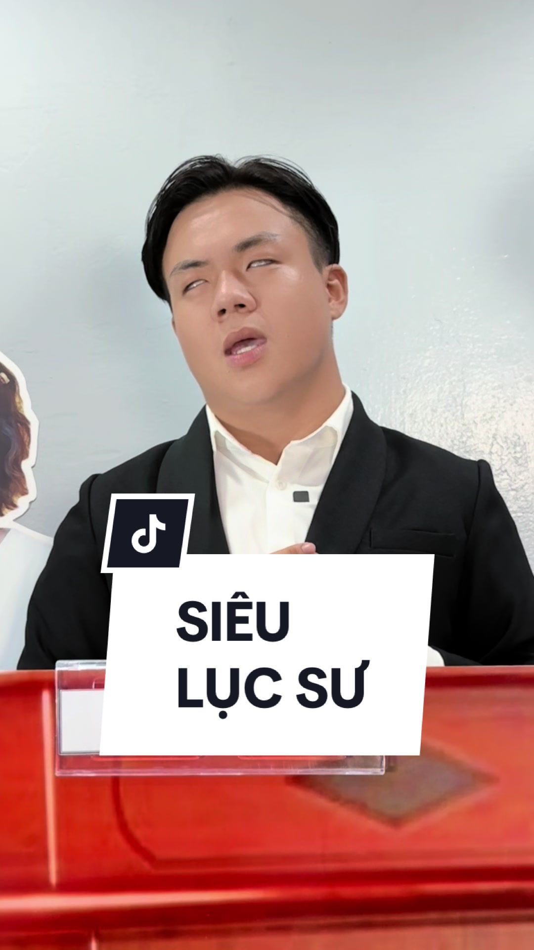 @Tường Hồng Ph&uacute;