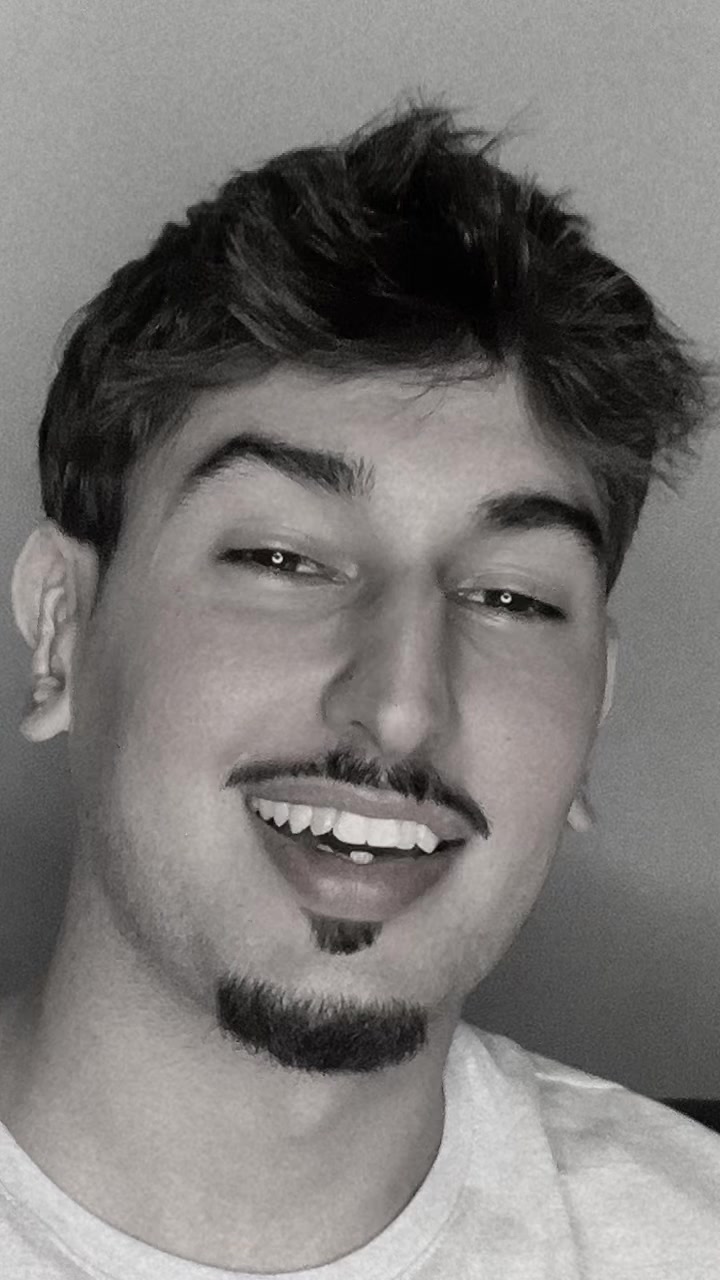 @𝗔𝗩𝗗𝗬
