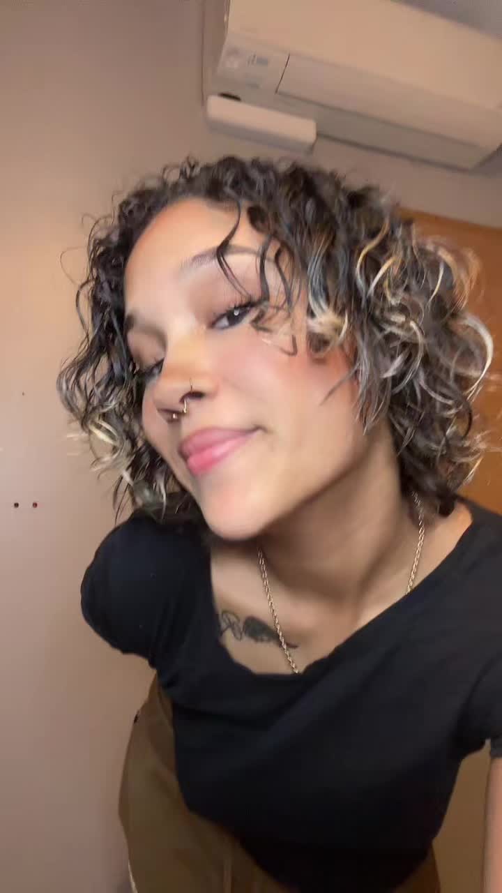 @WozieBaaby 🍒🧸