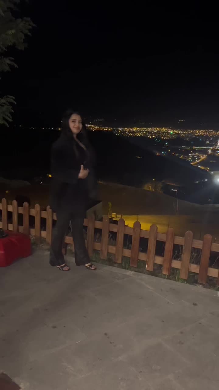 @🐣