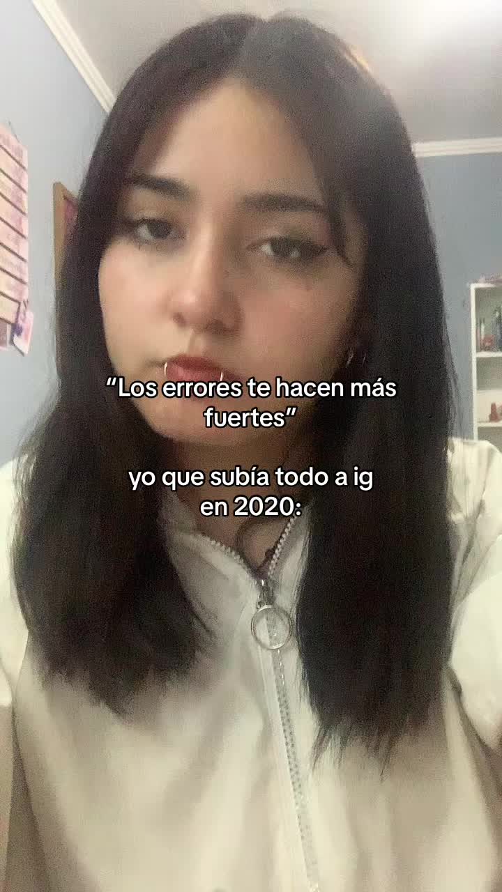 @:3