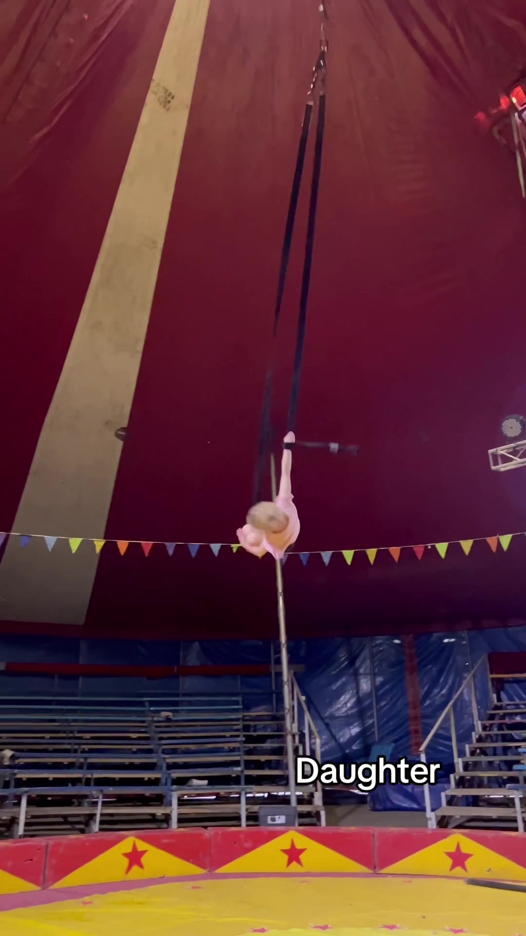 @wow_family_circus