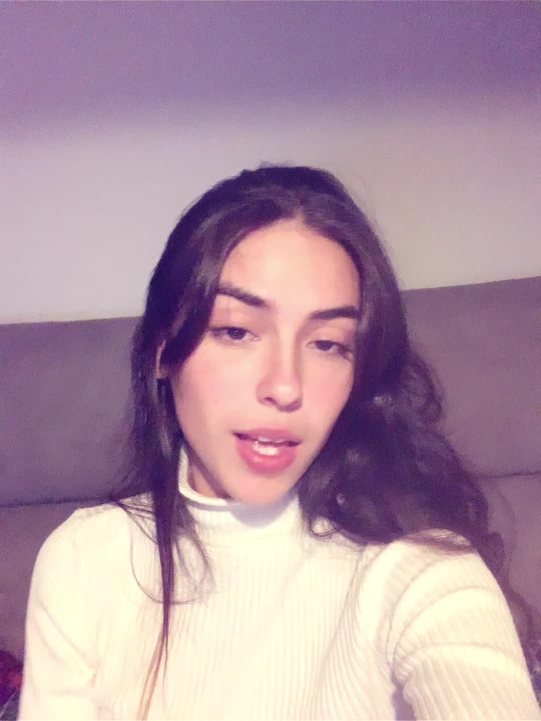 @Claudia Calvar