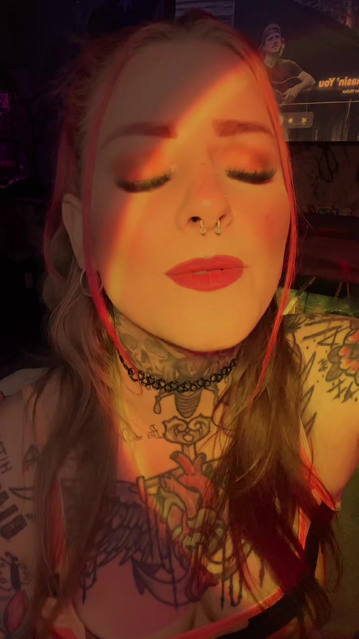 @xxxlittleladyxxx