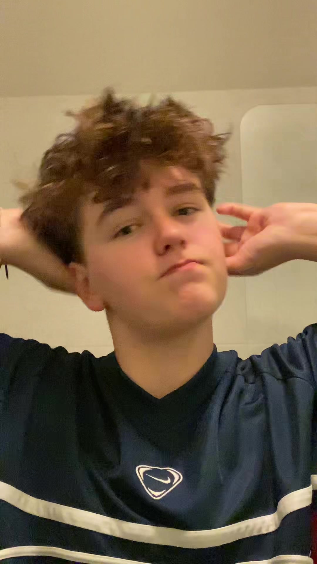 @ethan ᖭི༏ᖫྀ