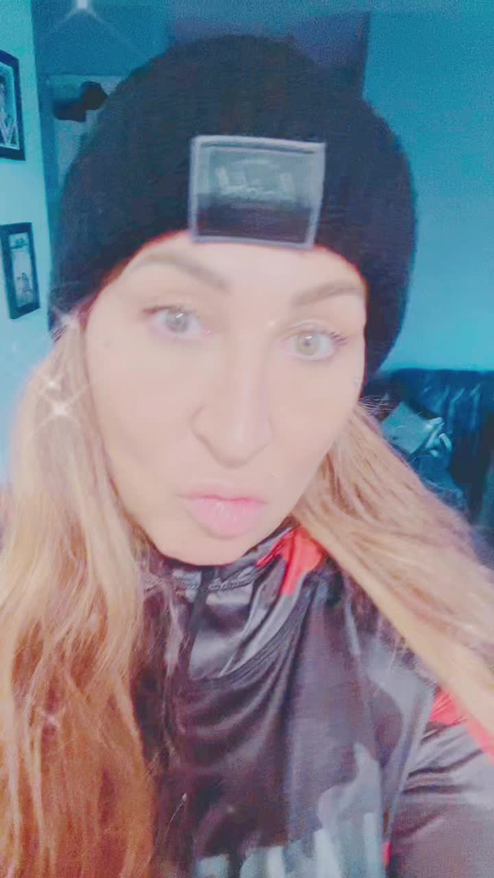 @Italiangirl🇮🇹native🇨🇦🇨🇦