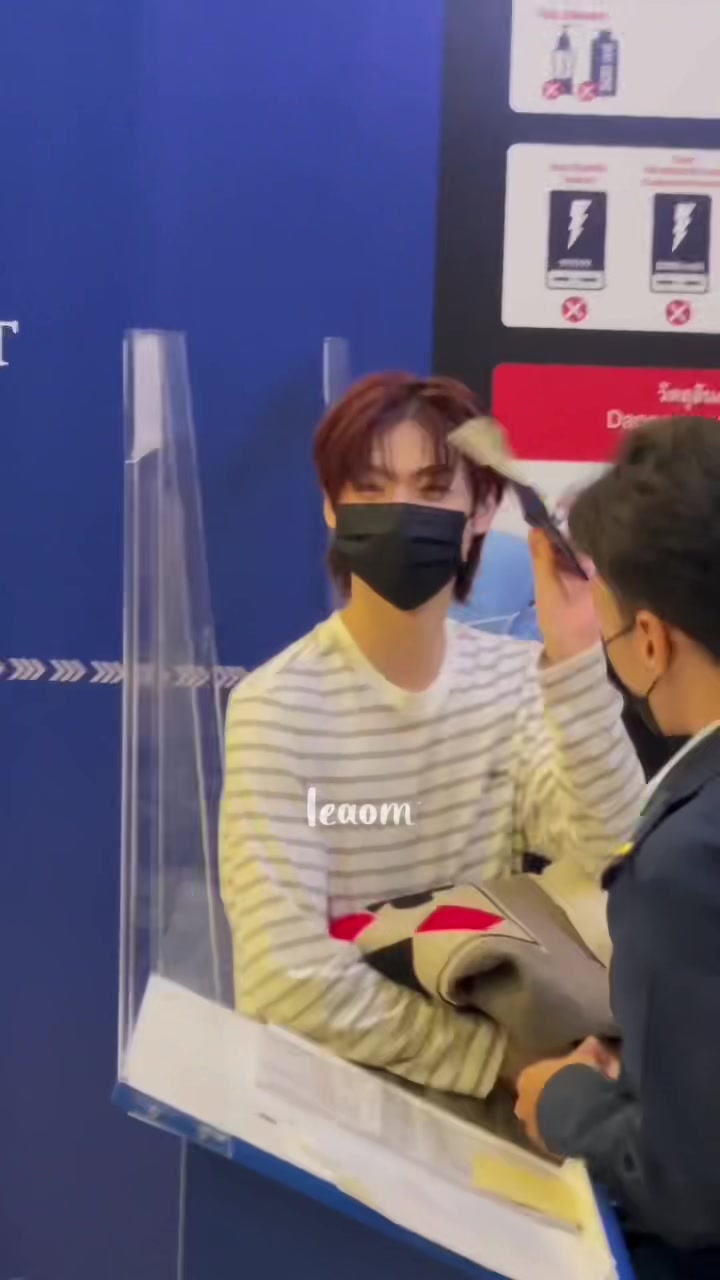 @งอมง่ะงอบงองแง