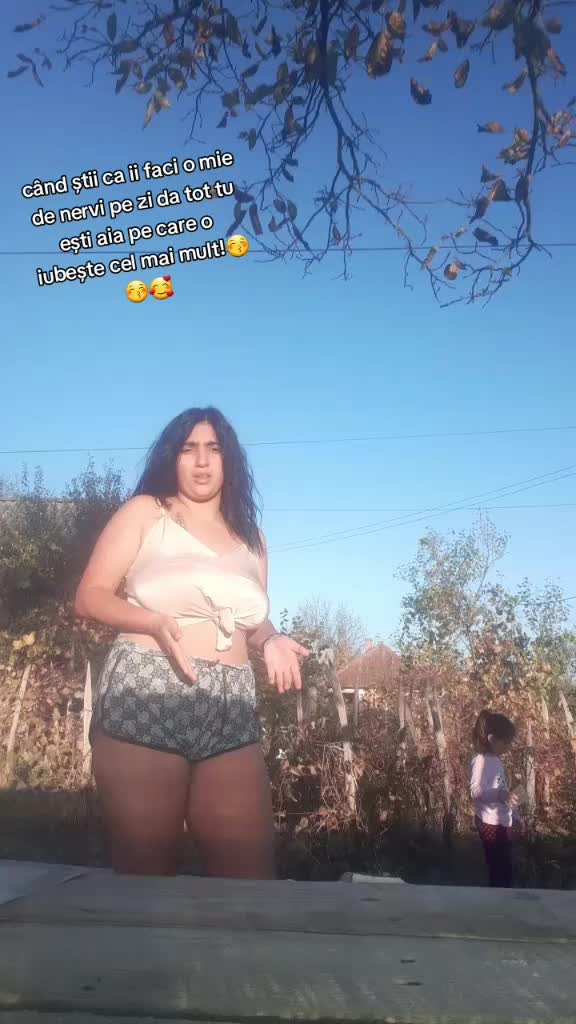 @Elena_Cipriana03