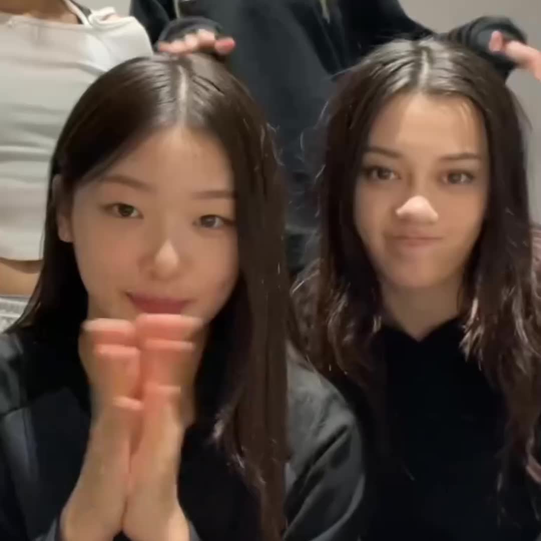 @zy