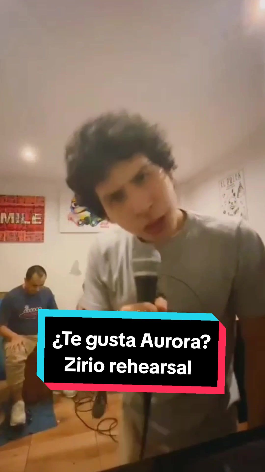 @AURORA Per&uacute;