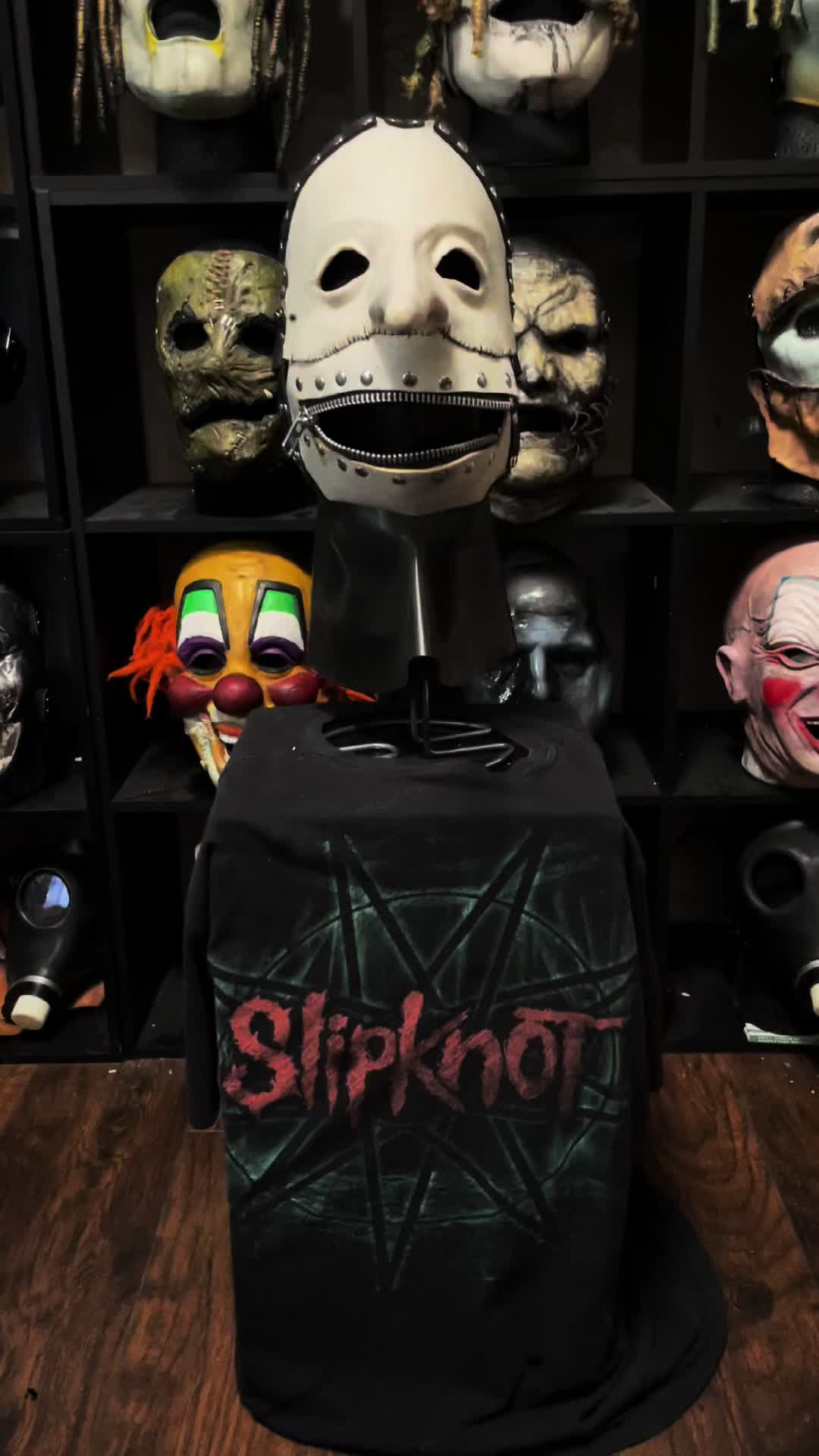 @Slipkult