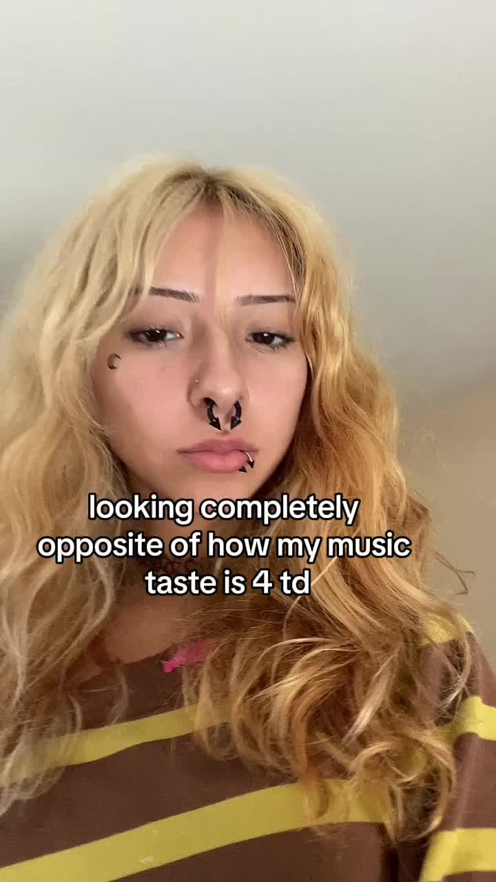 @𖣂 jewelcatx on ig ☽