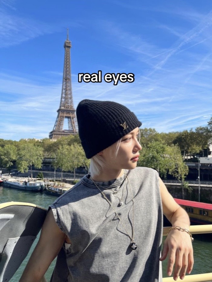 @𝓕𝓮𝓵𝓲𝔁𝓝𝓪𝓿𝓲𝓭𝓪𝓭