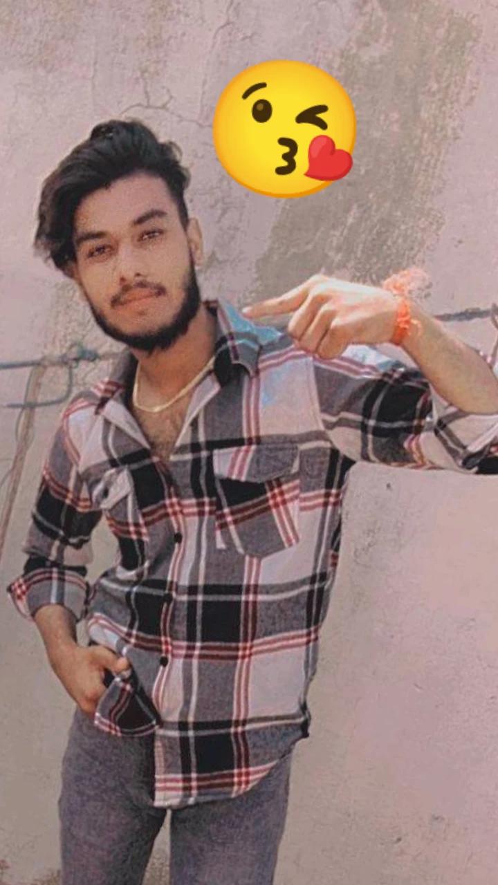 @smart Aadarsh 786
