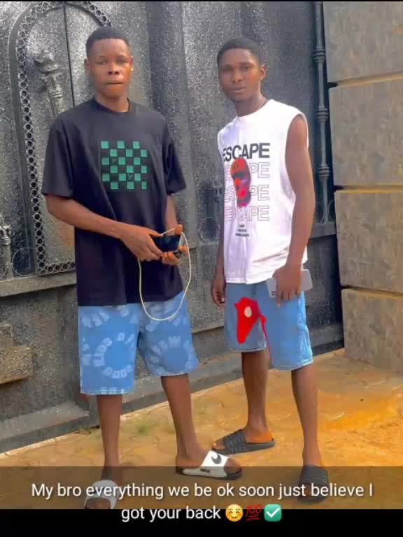 @snazzy black