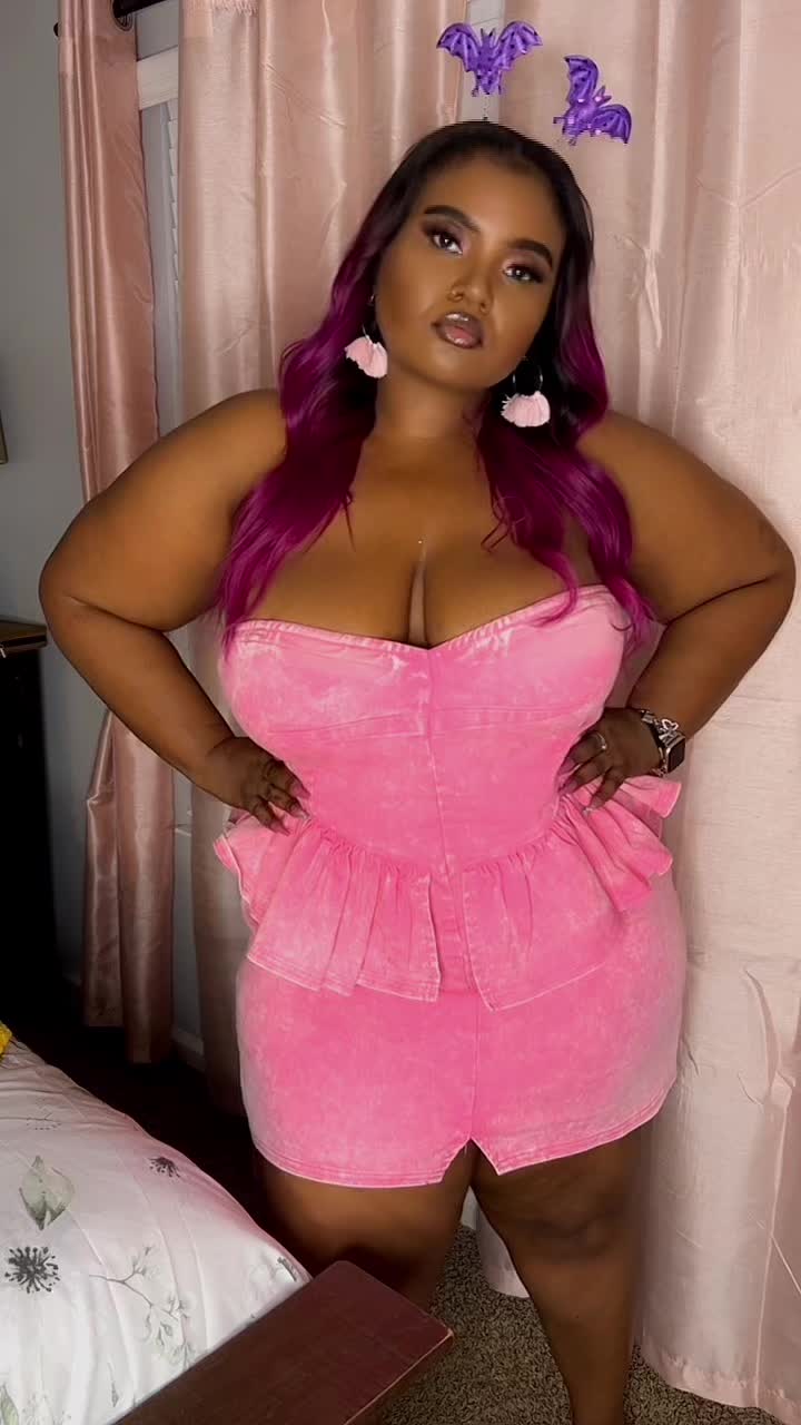 @Chika Labika 🦋✨
