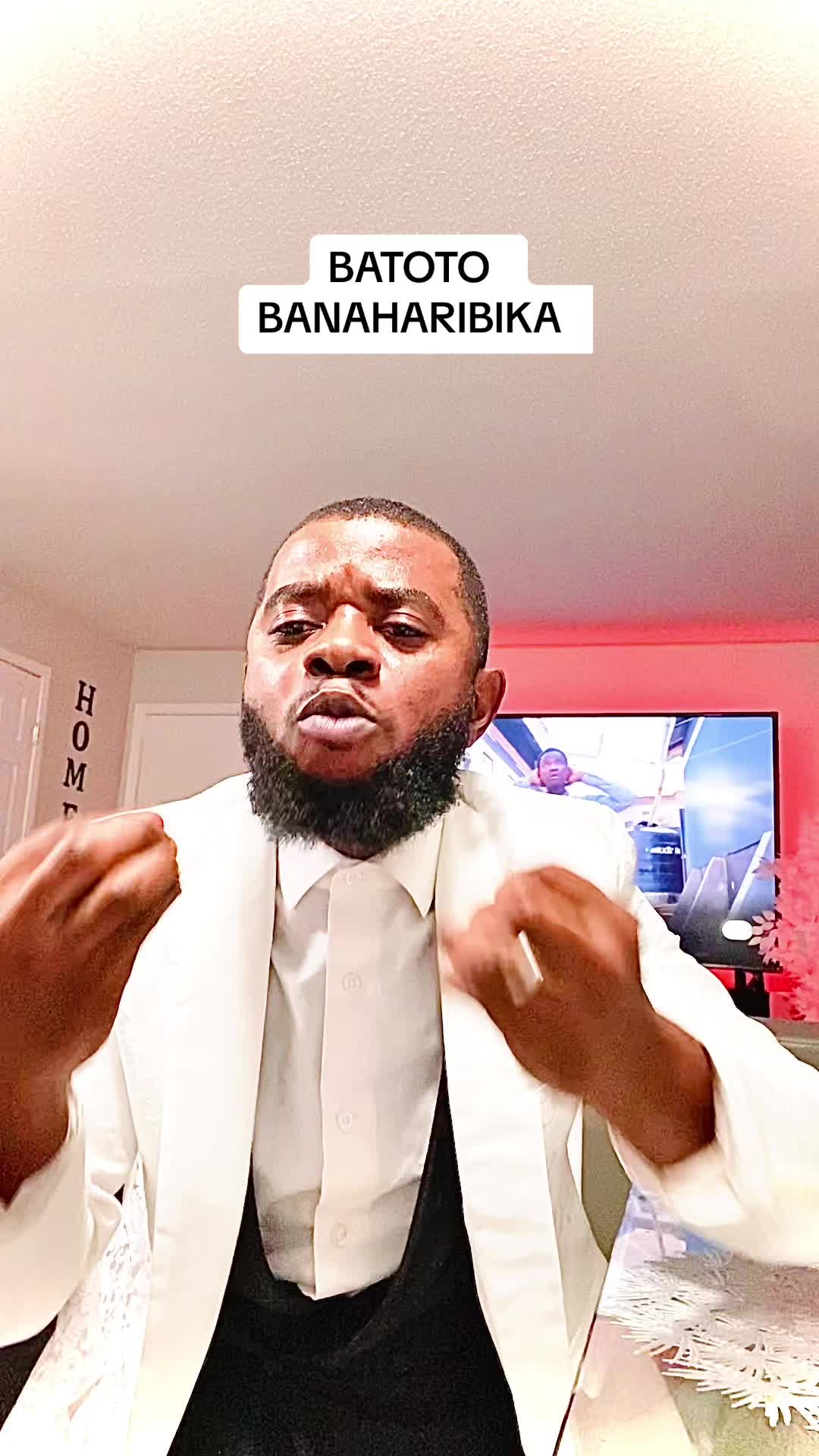 @BMK